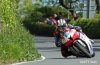Michael Dunlop sort le grand jeu dans la 2e course supersport