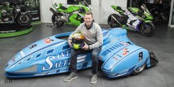 Même en side car, Chris Walker sera fidèle à son N°9