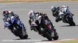 Lutte à couteaux tirés pour les places d'honneur en supersport