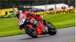 Et de 7 pour Nicolo Bulega à Donington