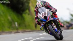 Peter Hickman deuxième sur sa BMW