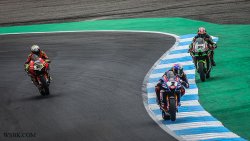 bagarre au sommet sur le circuit d'Estoril