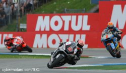 Johann Zarco a attendu les tous derniers instants, avant de s'emparer de la direction des opérations du Moto2 à Assen.