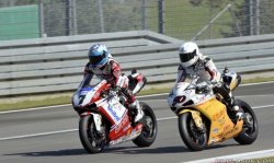 Carlos Checa (Ducati) remporte une nouvelle victoire au Nurburgring