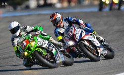 Tati team prend un bon départ en superstock