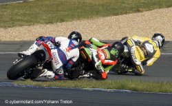 Furieux mano à mano pour les places d'honneur en superbike