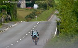 Supersport : Michael Dunlop le plus rapide