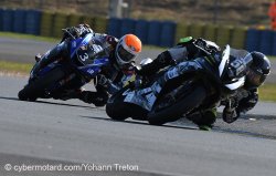 Duel à couteaux tirés en première manche supersport