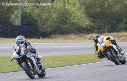 Foray, vainqueur d'un cheveu en 2e manche superbike