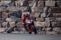 Domination outrancière de Bulega en course Deux à Aragon