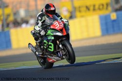 Les jeunes de Louit Moto 33 à l' assaut du Superstock !