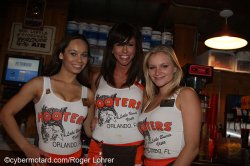Serveuses au Hooters