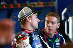 Visiblement Alex Lowes est le "chouchou" de Paul Denning, chez Suzuki.