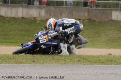 Louis Bulle perd tout en chutant !