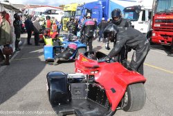Petit train dans le paddock
