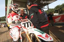Evgeny Bobryshev au pied du podium de Lierop
