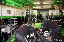 Dimanche 5h10 : Problème électriques pour la Kawasaki N°11