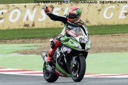 Une de plus pour Tom Sykes !