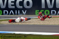 Moto2 : Chute de Bradl