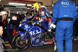 La Honda FCC TSR est en tête en début de matinée