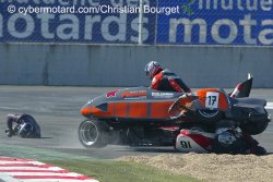 Spectaculaire crash des français Tenand/Théveneau