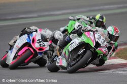 Lutte fratricide pour intégrer le Top ten en superbike