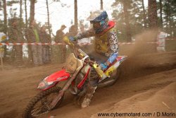 Ricky Claus voit enfin l'arrivée de la Gurp TT