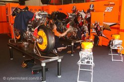 Honda devrait proposer des RC 213 V "low cost" à 1 million d'euros l'unité en 2014 !
