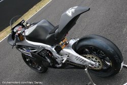 Extrème discrétion de Yamaha Laglisse