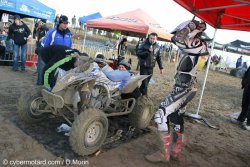 La course se gagne aussi dans les stands