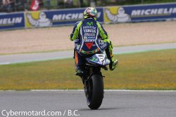 Valentino Rossi s'impose sur les terres Espagnoles !