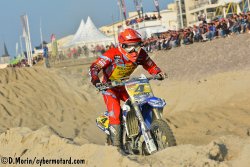 <A name="daymondmartensberck15">Une roue encore sur la terre, l'autre déjà dans le sable pour Daymond Martens</A>
