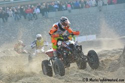 Des ennuis et un peu de chance pour Auke Theuninck