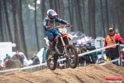 Victoire en Juniors 125 cm3 pour Pako Destercq à Grayan-et-l'Hôpital en 2019