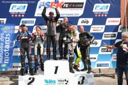 Podium du titre, dimanche