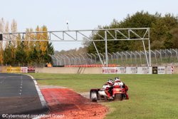 Séance de grass-track à Nogaro