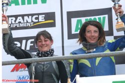 Premier podium féminin en FSBK.