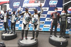 Podium side car F1 dimanche 25 avril