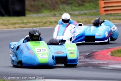 Sortie de piste pour John Holden