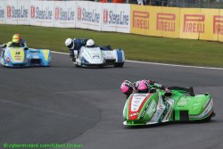 Ricky Stevens et Ryan Charlwood et leur LCR Kawasaki