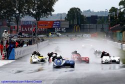 Brunazzi et Rigondeau font le holeshot sous la pluie