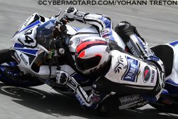 Thibaut Gourin impose sa Yamaha R6 du GMT 94 en trophée Pirelli.