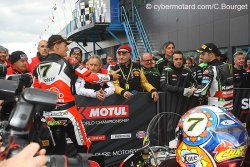 Rea et Davies ne partiront pas en vacances ensemble