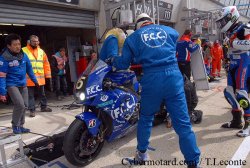 La Honda FCC N°5 passe entre les gouttes en ce début de course