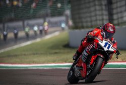 Une course en solo pour Nicolo Bulega