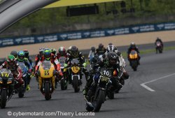 Holeshot de Buchler sur sa Yamaha MT07