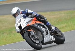Pige réussie de Hugo Marchand sur une kawasaki