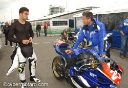 Demande d'explications dans le paddock