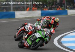 Malgré son doublé à Donington, Tom Sykes compte toujours énormément de retard sur Rea
