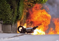 <A name="martincrash">Gros crash de Guy Martin</A>
